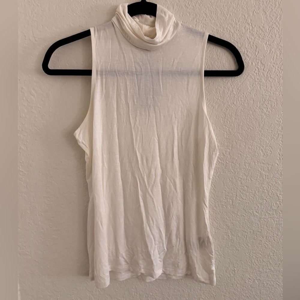 H&M Cream Fitted Sleeveless Tank Top